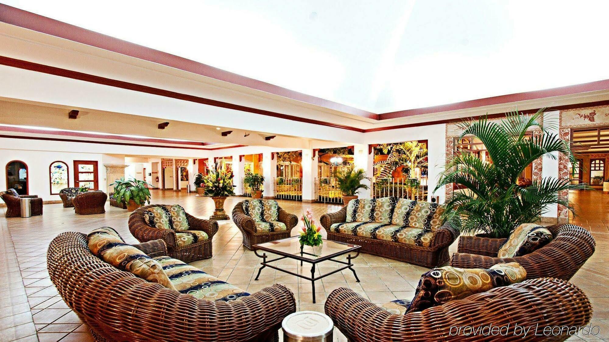 Hotel Globales Camino Real Managua Exterior photo